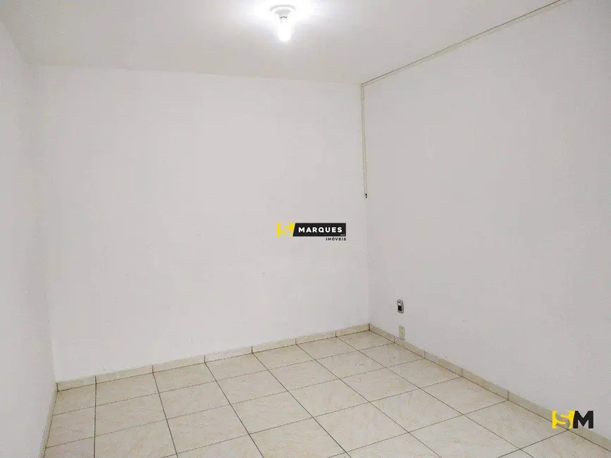 Foto 3 de Sala Comercial para alugar, 45m2 em Boa Vista, Joinville - SC