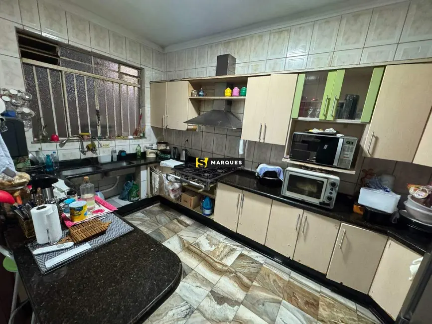 Casa com 1 quarto para alugar, 365m2 em Bucarein, Joinville - SC - imagem 8 Foto 8 de Casa com 1 quarto para alugar, 365m2 em Bucarein, Joinville - SC