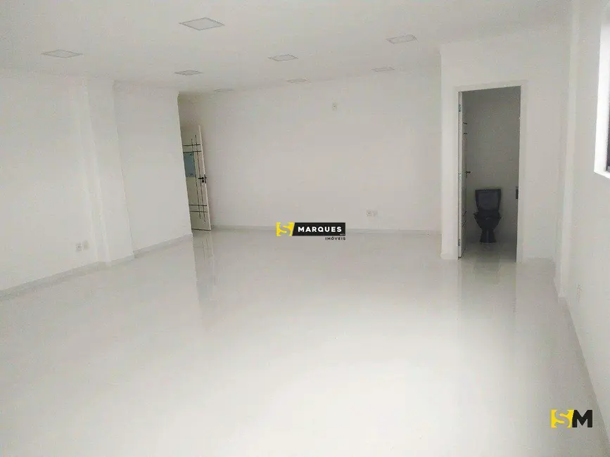 Foto 6 de Sala Comercial para alugar, 56m2 em Bucarein, Joinville - SC