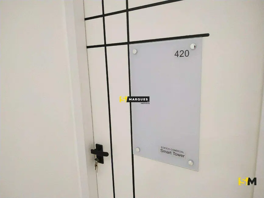 Sala Comercial para alugar, 56m2 em Bucarein, Joinville - SC - imagem 2 Foto 2 de Sala Comercial para alugar, 56m2 em Bucarein, Joinville - SC