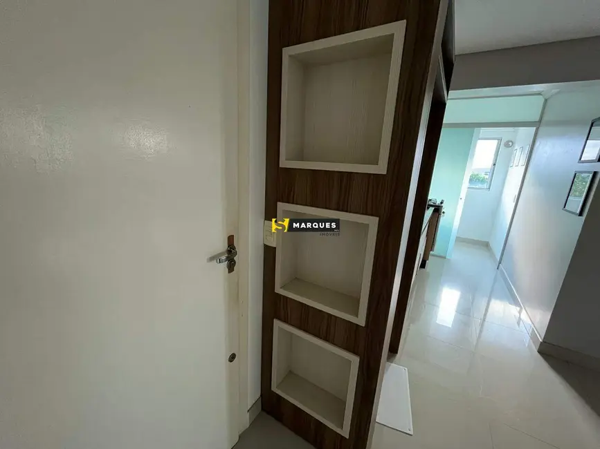Foto 2 de Apartamento com 2 quartos para alugar, 55m2 em Jarivatuba, Joinville - SC