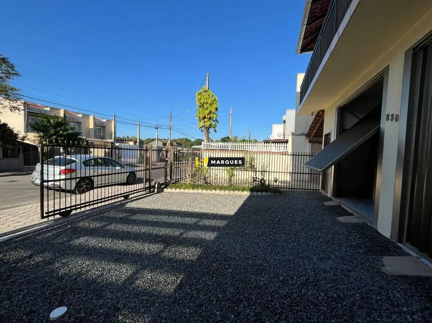 Foto 2 de Sobrado com 2 quartos para alugar, 120m2 em Aventureiro, Joinville - SC
