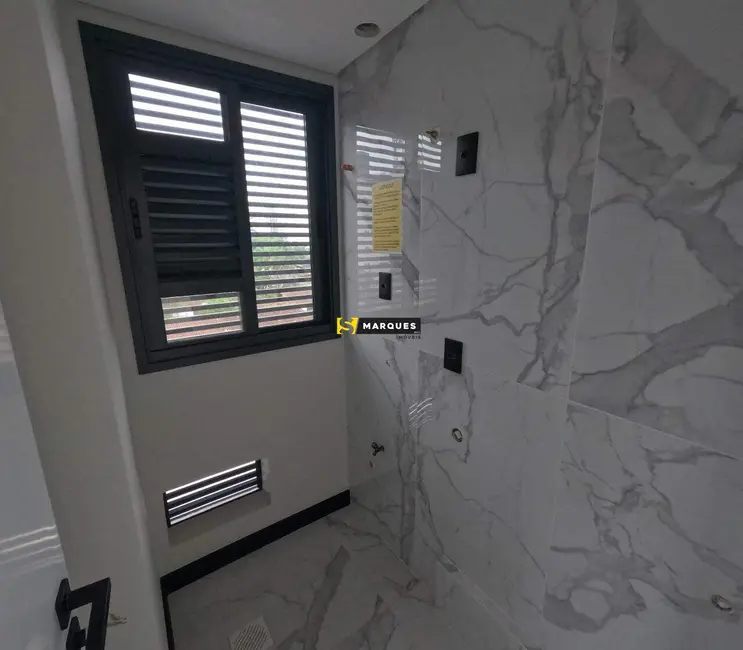Apartamento à venda, 120m2 em América, Joinville - SC - imagem 7 Foto 7 de Apartamento à venda, 120m2 em América, Joinville - SC