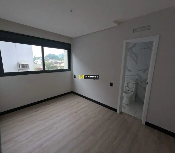 Apartamento à venda, 120m2 em América, Joinville - SC - imagem 10 Foto 10 de Apartamento à venda, 120m2 em América, Joinville - SC