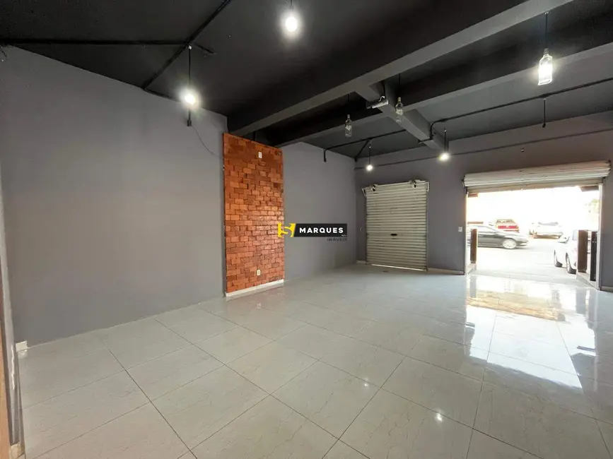 Foto 4 de Sala Comercial para alugar, 88m2 em Fátima, Joinville - SC