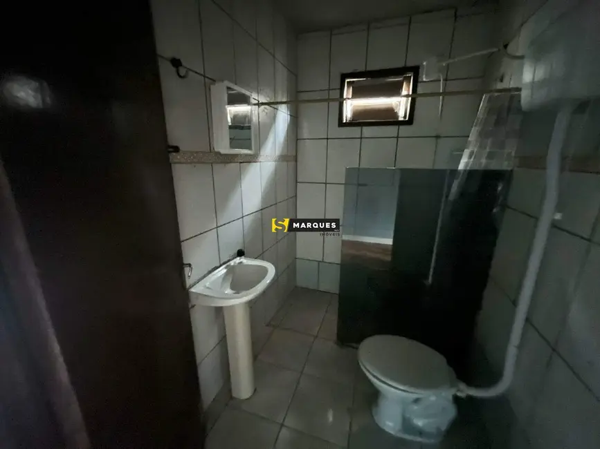 Foto 8 de Casa com 1 quarto para alugar, 40m2 em Jarivatuba, Joinville - SC