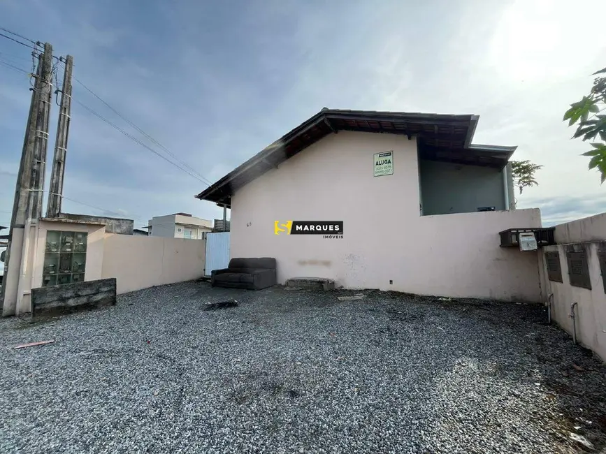 Foto 1 de Kitnet com 1 quarto para alugar, 40m2 em Araquari - SC