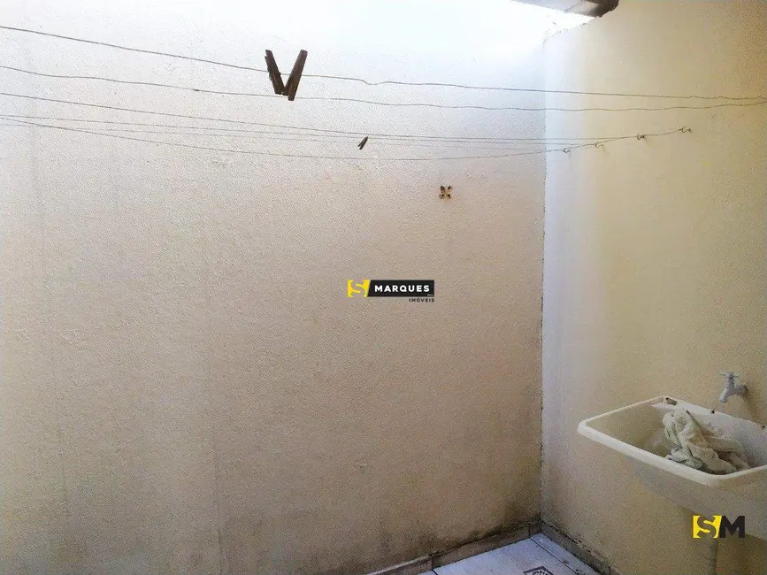 Foto 2 de Casa com 2 quartos para alugar, 50m2 em Morro do Meio, Joinville - SC