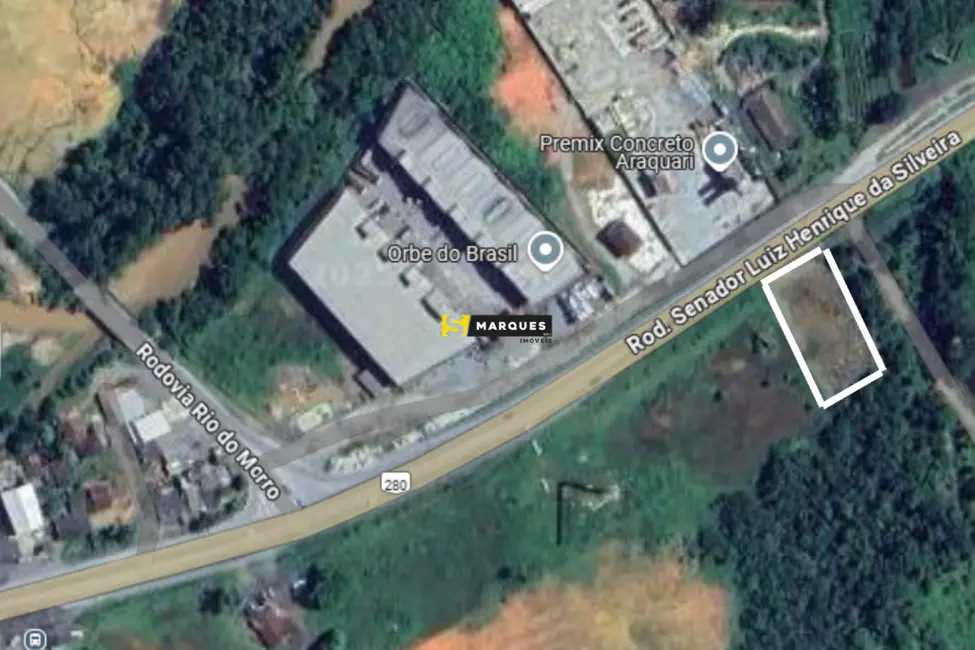 Foto 2 de Terreno / Lote à venda, 2310m2 em Araquari - SC