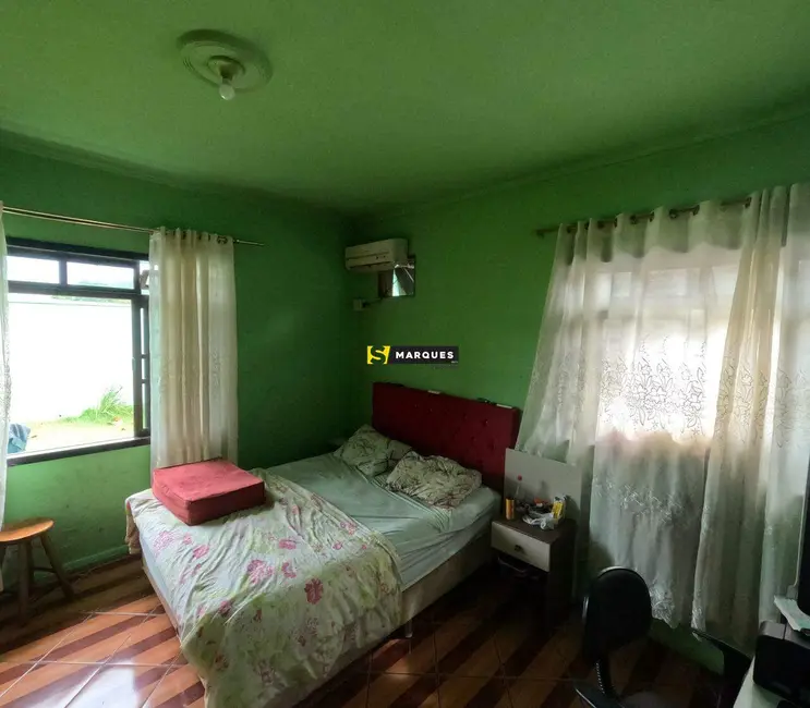 Foto 8 de Casa com 3 quartos à venda, 180m2 em Araquari - SC