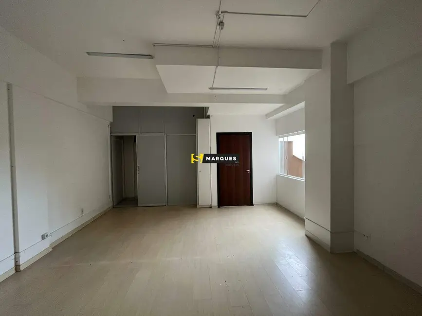 Foto 2 de Sala Comercial à venda, 36m2 em Centro, Joinville - SC