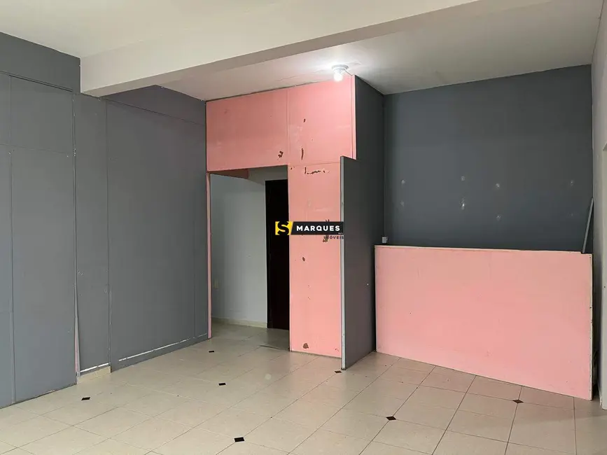 Sala Comercial para alugar, 60m2 em Fátima, Joinville - SC - imagem 6 Foto 6 de Sala Comercial para alugar, 60m2 em Fátima, Joinville - SC