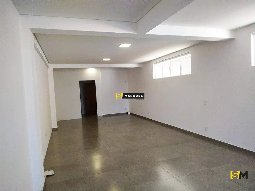 Foto 6 de Sala Comercial para alugar, 60m2 em Iririú, Joinville - SC