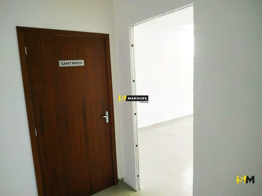 Foto 3 de Sala Comercial para alugar, 60m2 em Iririú, Joinville - SC