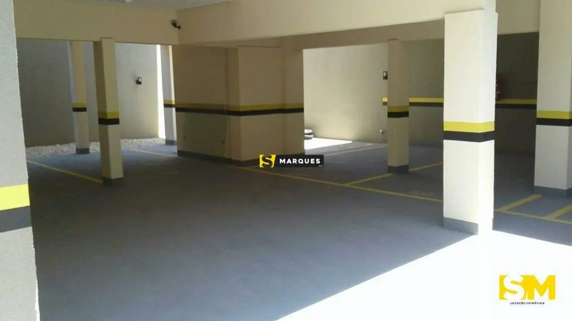 Foto 4 de Apartamento com 1 quarto para alugar, 40m2 em Bucarein, Joinville - SC