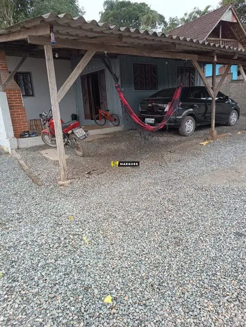 Casa com 2 quartos à venda, 540m2 em Paranaguamirim, Joinville - SC - imagem 3 Foto 3 de Casa com 2 quartos à venda, 540m2 em Paranaguamirim, Joinville - SC