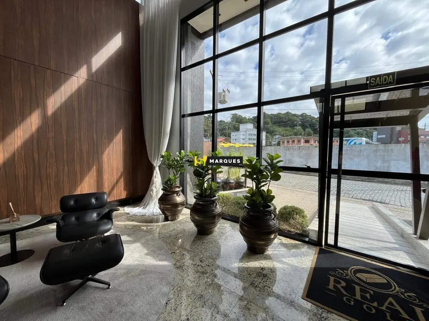 Foto 2 de Apartamento com 2 quartos para alugar, 72m2 em Bom Retiro, Joinville - SC