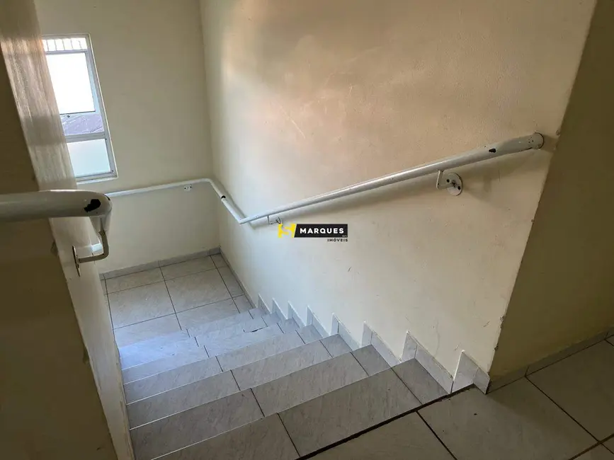 Foto 5 de Apartamento com 2 quartos para alugar, 44m2 em Paranaguamirim, Joinville - SC