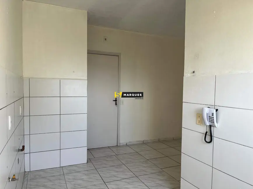 Foto 8 de Apartamento com 2 quartos para alugar, 44m2 em Paranaguamirim, Joinville - SC