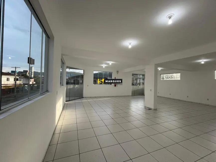 Foto 6 de Sala Comercial para alugar, 198m2 em Aventureiro, Joinville - SC