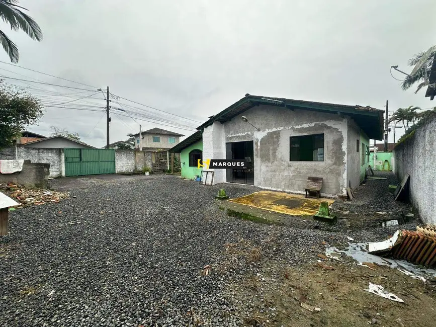 Foto 2 de Casa à venda, 100m2 em Paranaguamirim, Joinville - SC