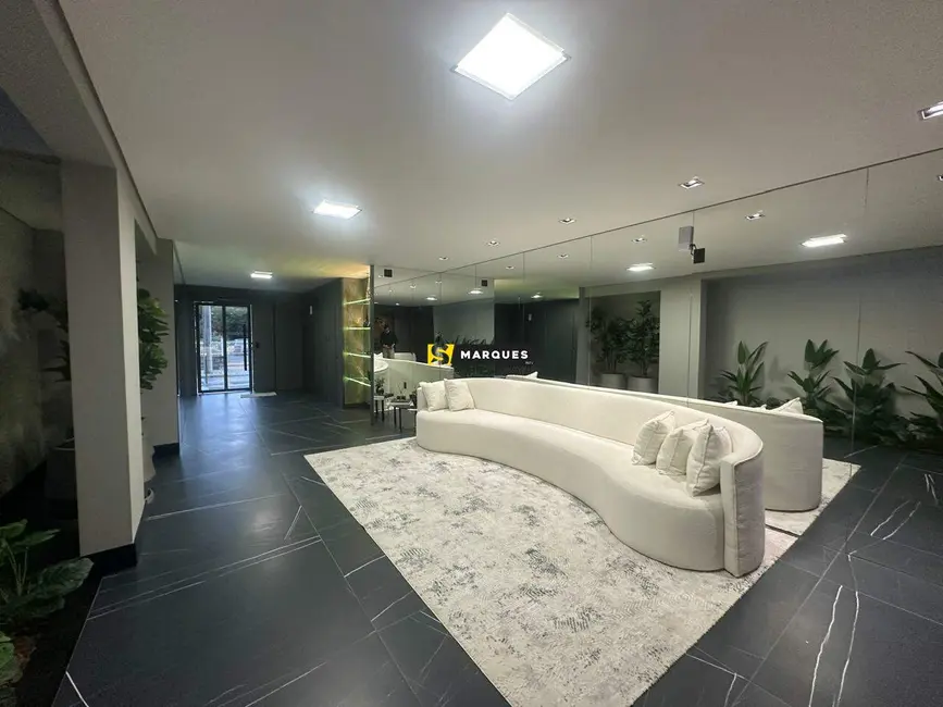 Foto 4 de Apartamento com 3 quartos para alugar, 113m2 em América, Joinville - SC