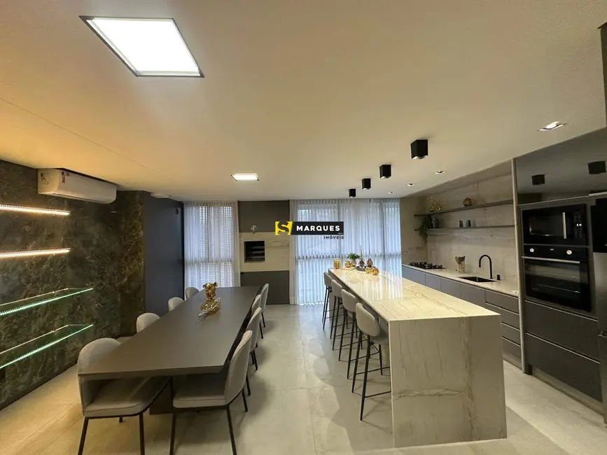 Foto 8 de Apartamento com 3 quartos para alugar, 113m2 em América, Joinville - SC