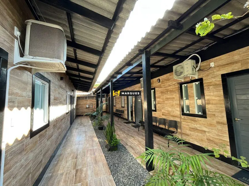 Foto 2 de Sala Comercial para alugar, 16m2 em Anita Garibaldi, Joinville - SC