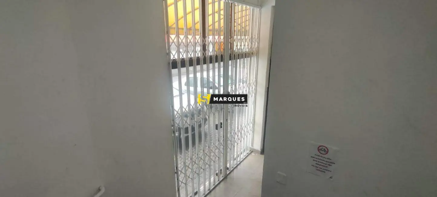 Foto 2 de Sala Comercial para alugar, 150m2 em Jardim Iririú, Joinville - SC