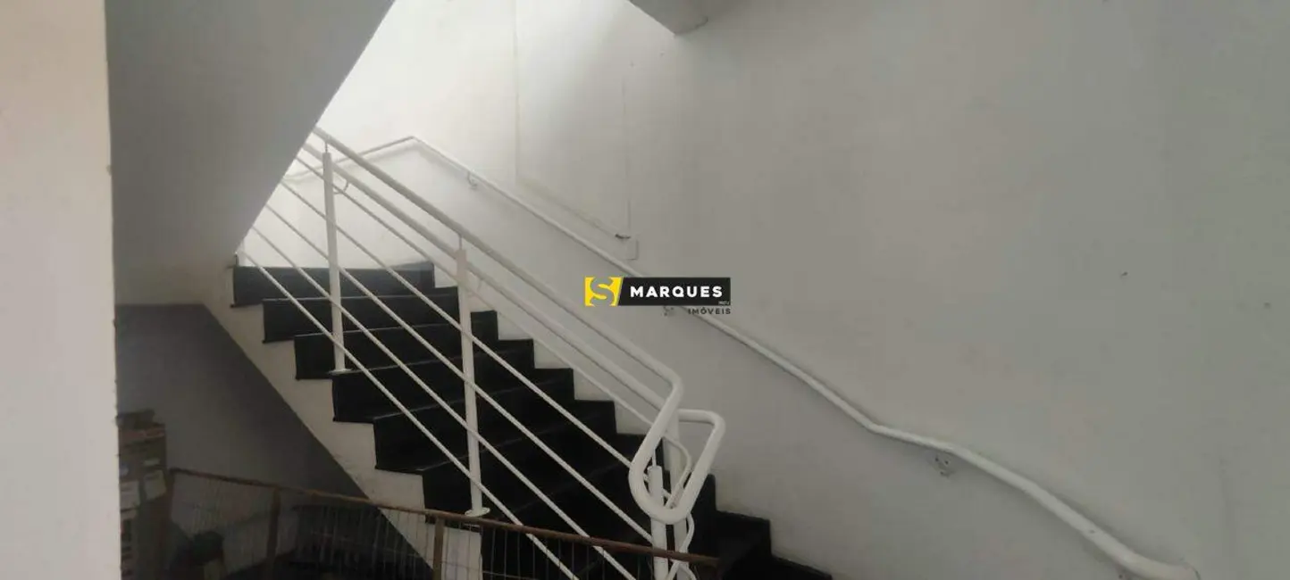 Sala Comercial para alugar, 150m2 em Jardim Iririú, Joinville - SC - imagem 3 Foto 3 de Sala Comercial para alugar, 150m2 em Jardim Iririú, Joinville - SC