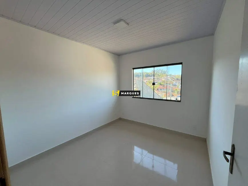 Foto 6 de Casa com 2 quartos à venda, 50m2 em João Costa, Joinville - SC