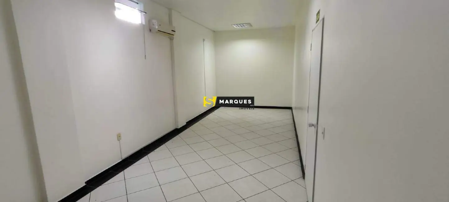Foto 7 de Sala Comercial para alugar, 100m2 em Fátima, Joinville - SC