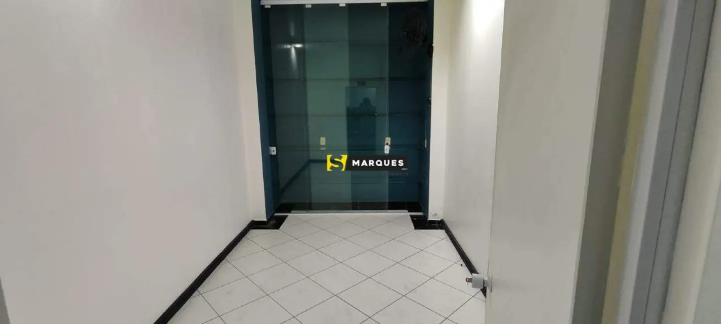 Foto 6 de Sala Comercial para alugar, 100m2 em Fátima, Joinville - SC