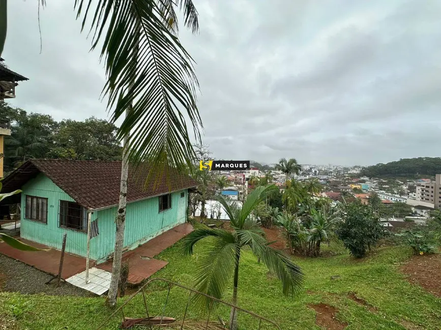 Foto 6 de Casa com 2 quartos à venda, 50m2 em Iririú, Joinville - SC