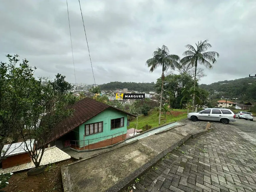 Foto 1 de Casa com 2 quartos à venda, 50m2 em Iririú, Joinville - SC
