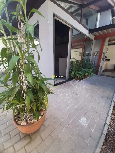 Sala Comercial para alugar, 12m2 em América, Joinville - SC - imagem 4 Foto 4 de Sala Comercial para alugar, 12m2 em América, Joinville - SC