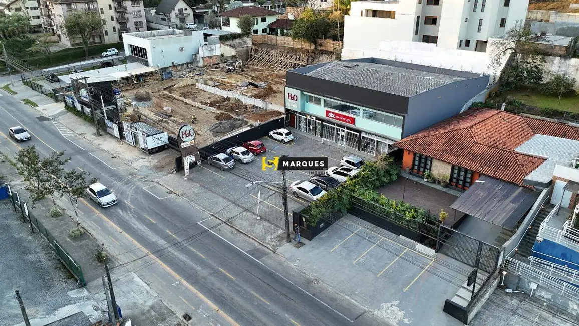 Foto 2 de Sala Comercial para alugar, 110m2 em Anita Garibaldi, Joinville - SC