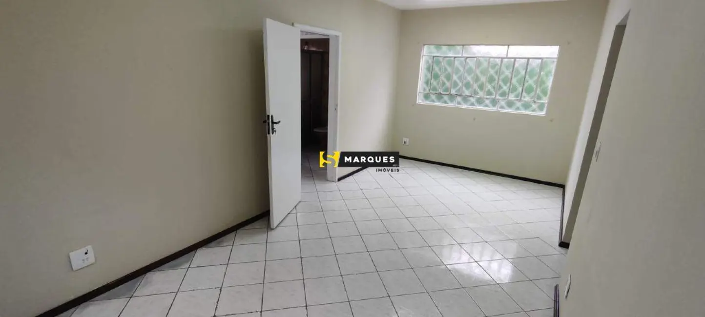 Foto 10 de Casa para alugar, 95m2 em Anita Garibaldi, Joinville - SC