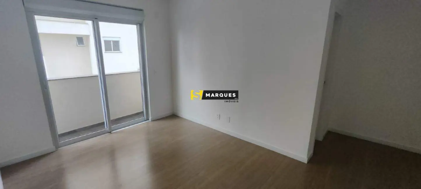 Foto 7 de Apartamento com 2 quartos para alugar, 110m2 em América, Joinville - SC