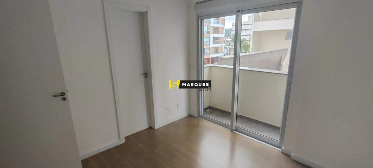 Apartamento com 3 quartos para alugar, 110m2 em América, Joinville - SC - imagem 5 Foto 5 de Apartamento com 3 quartos para alugar, 110m2 em América, Joinville - SC