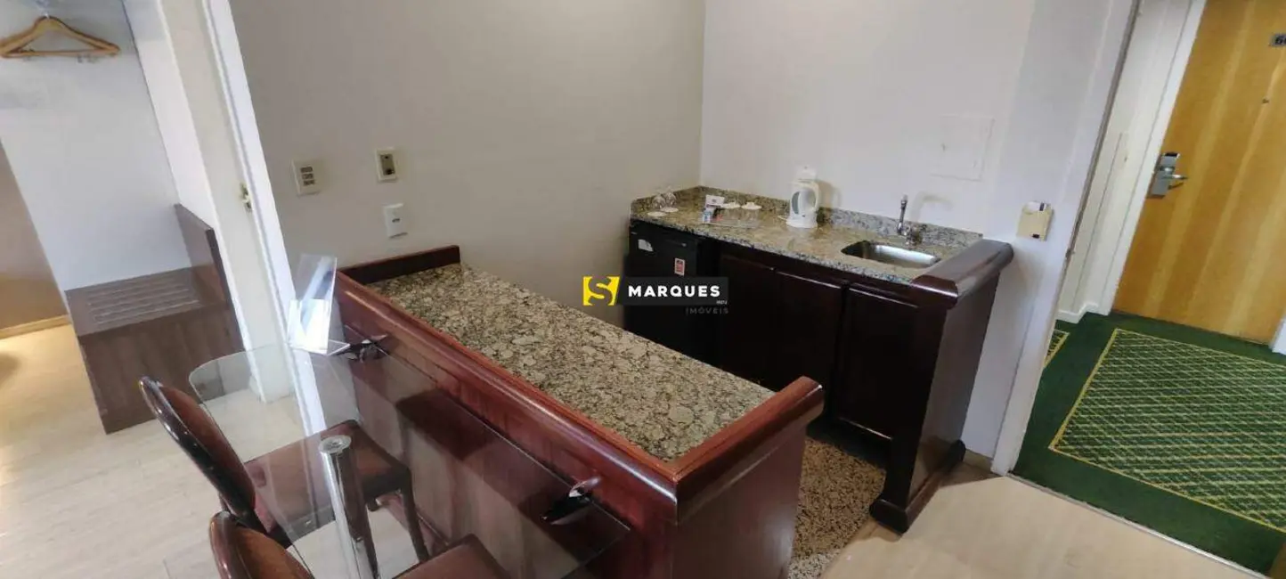 Foto 3 de Apartamento com 1 quarto para alugar, 40m2 em Centro, Joinville - SC