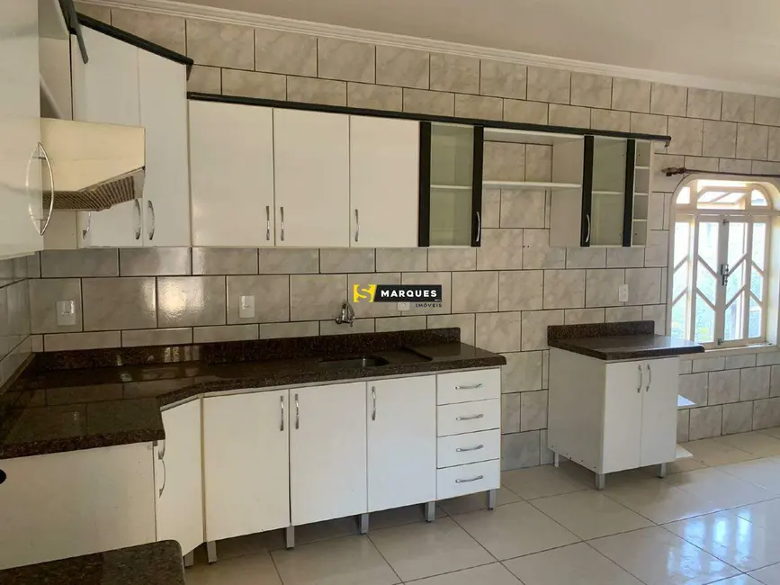 Foto 7 de Casa com 2 quartos para alugar, 150m2 em Jarivatuba, Joinville - SC