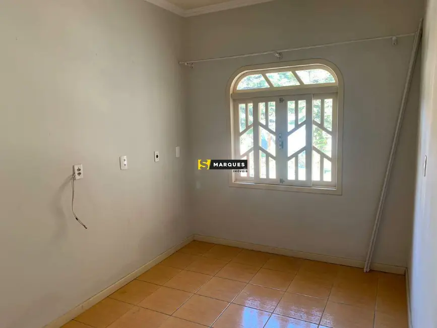 Foto 5 de Casa com 2 quartos para alugar, 150m2 em Jarivatuba, Joinville - SC