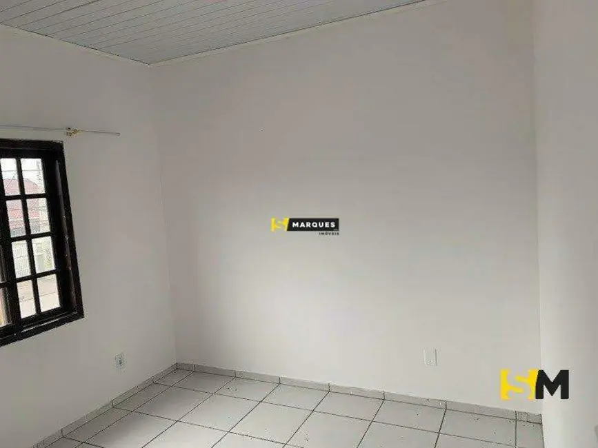 Kitnet com 1 quarto para alugar, 35m2 em Vila Nova, Joinville - SC - imagem 2 Foto 2 de Kitnet com 1 quarto para alugar, 35m2 em Vila Nova, Joinville - SC