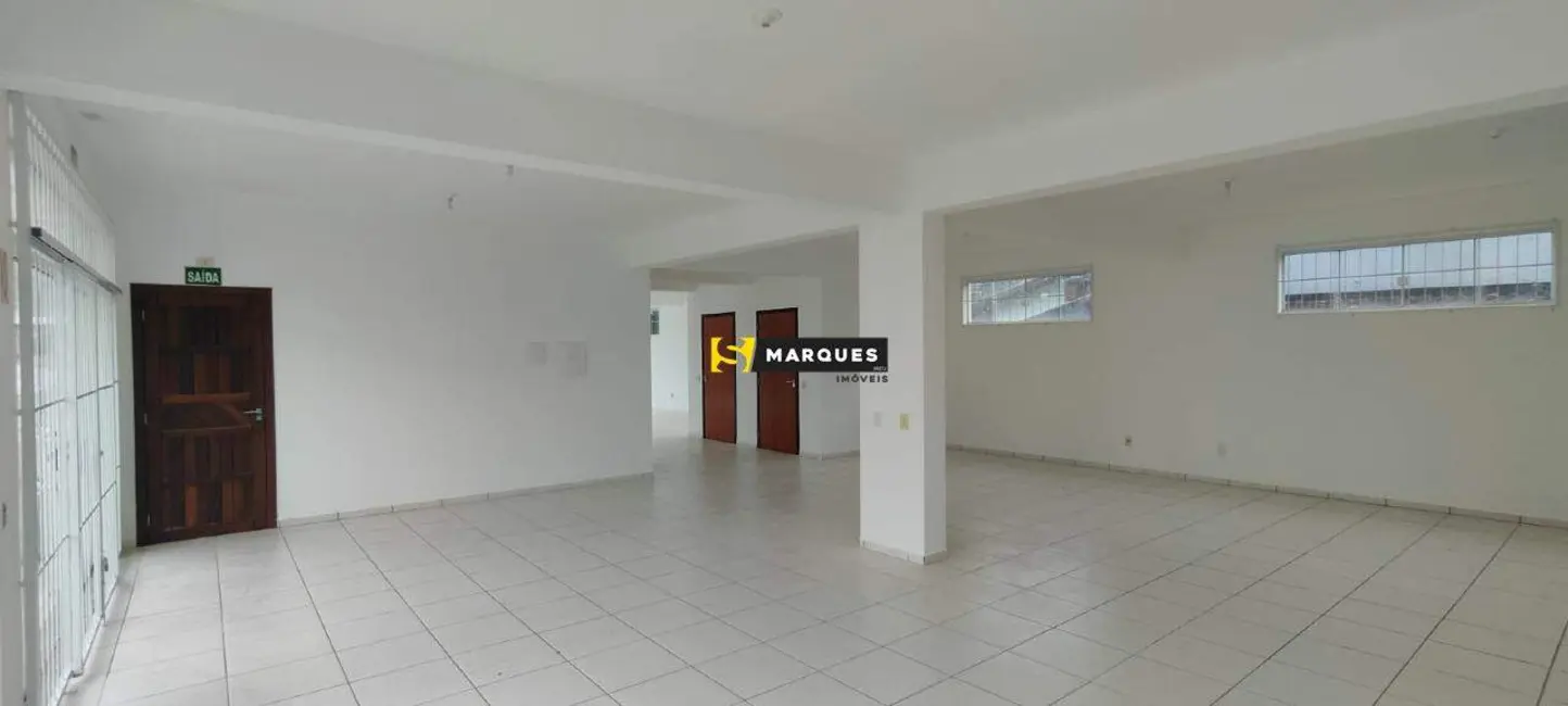 Foto 7 de Sala Comercial para alugar, 198m2 em Aventureiro, Joinville - SC