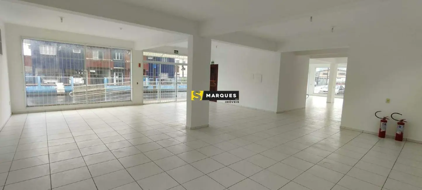 Foto 6 de Sala Comercial para alugar, 198m2 em Aventureiro, Joinville - SC