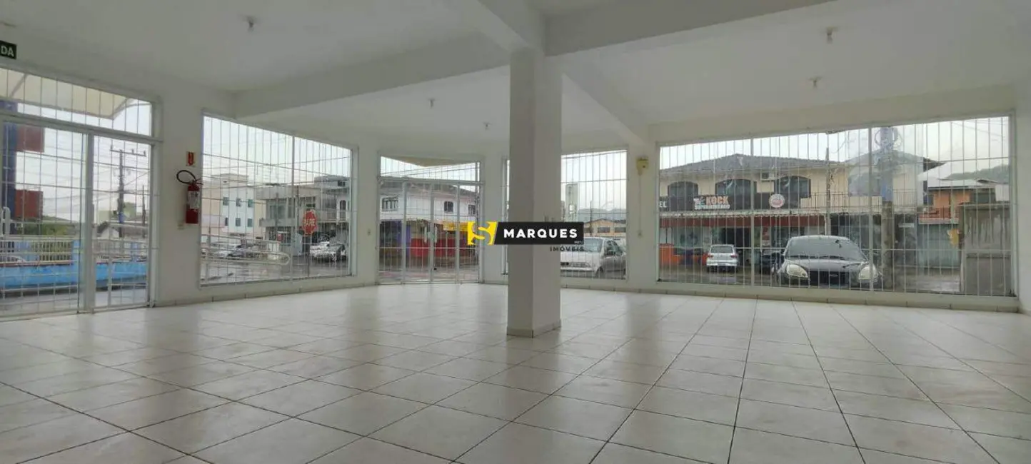 Foto 4 de Sala Comercial para alugar, 198m2 em Aventureiro, Joinville - SC