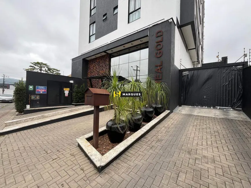 Foto 2 de Apartamento com 1 quarto para alugar, 46m2 em Bom Retiro, Joinville - SC