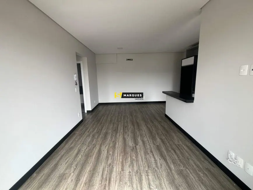 Foto 5 de Apartamento com 2 quartos para alugar, 73m2 em Bom Retiro, Joinville - SC