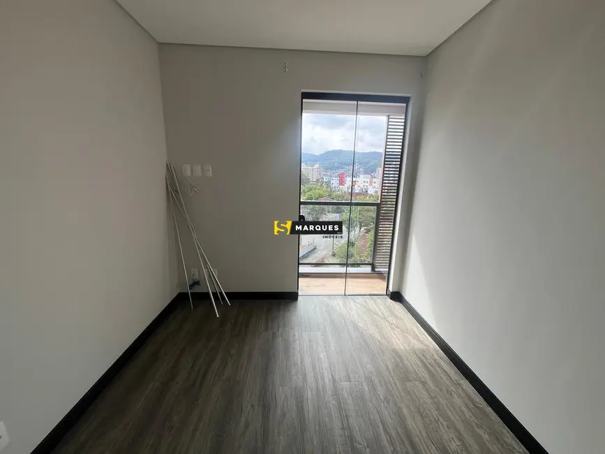 Foto 9 de Apartamento com 2 quartos para alugar, 73m2 em Bom Retiro, Joinville - SC